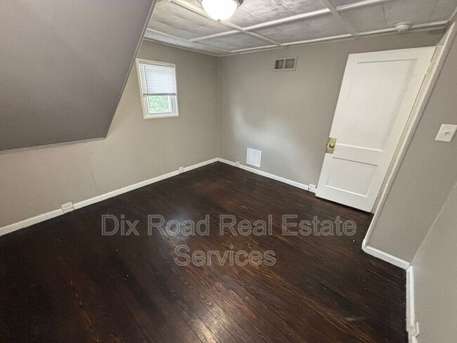 Building Photo - 3265 Buell St