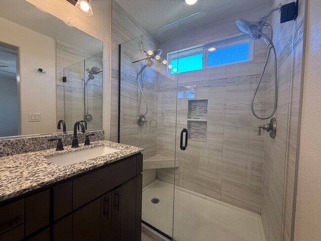 Building Photo - Beautiful Otay Ranch Home with Spacious Floor Plan and Private Backyard
