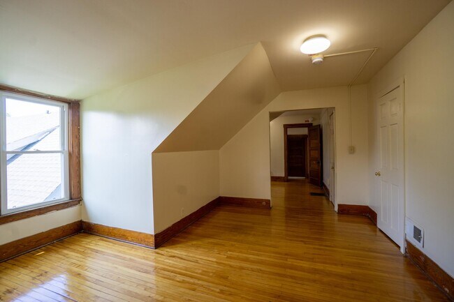 Building Photo - 971 Lancaster Ave