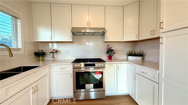 Building Photo - 7672 Amazon Dr