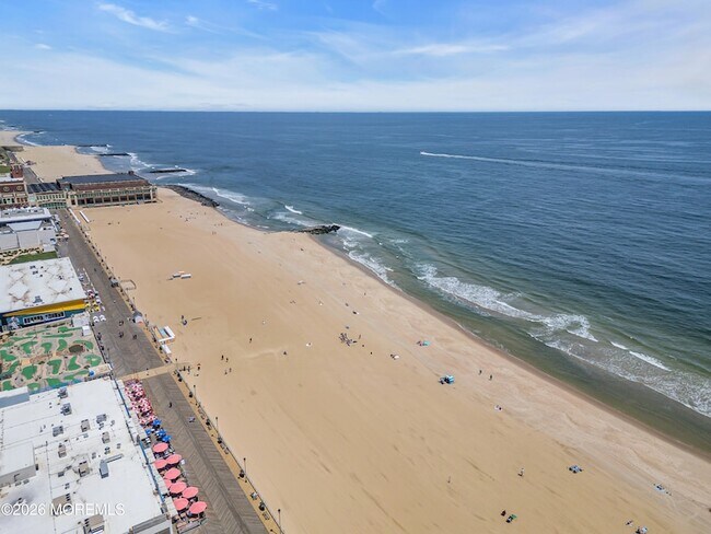 Building Photo - 1101 Ocean Ave N