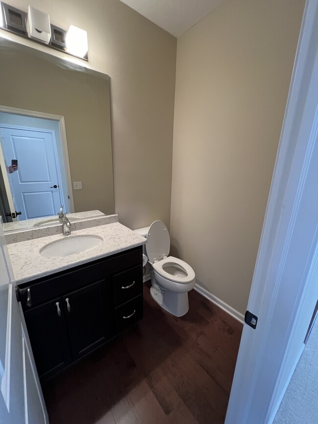 Building Photo - 2738 Kittansett Dr