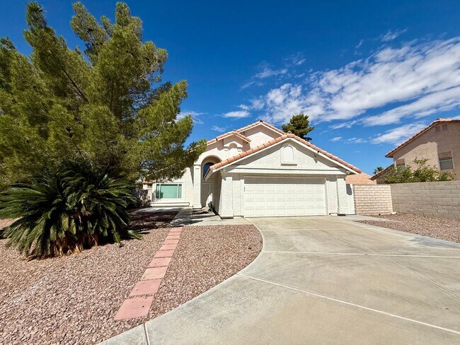 Building Photo - Corner Lot Beauty with Open Living, Guest Suite Down & Expansive Backyard