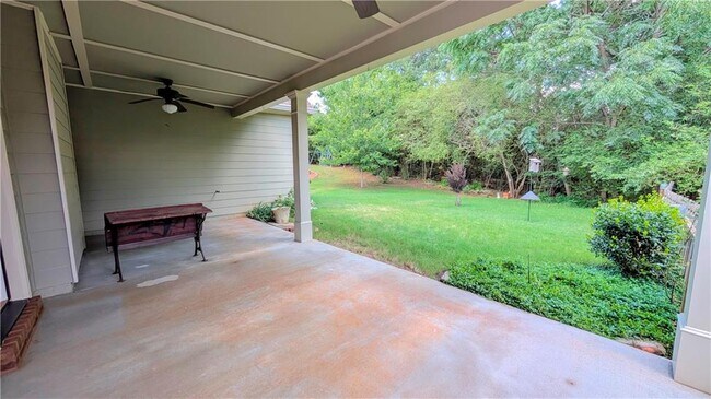 Building Photo - 4780 Lost Creek Dr