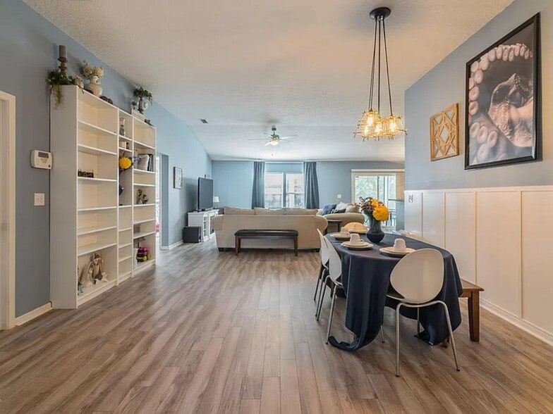 Building Photo - 15360 Spotted Stallion Trail