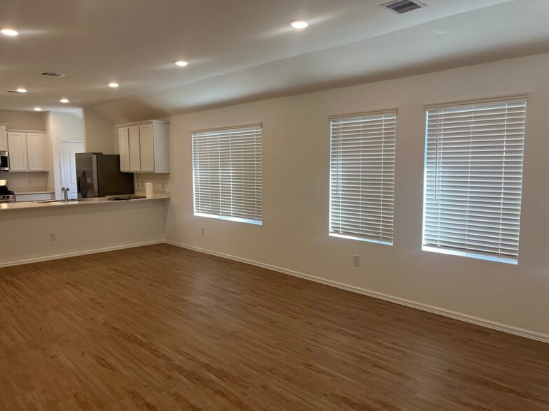 Building Photo - 1954 Foxtail Creek Ct