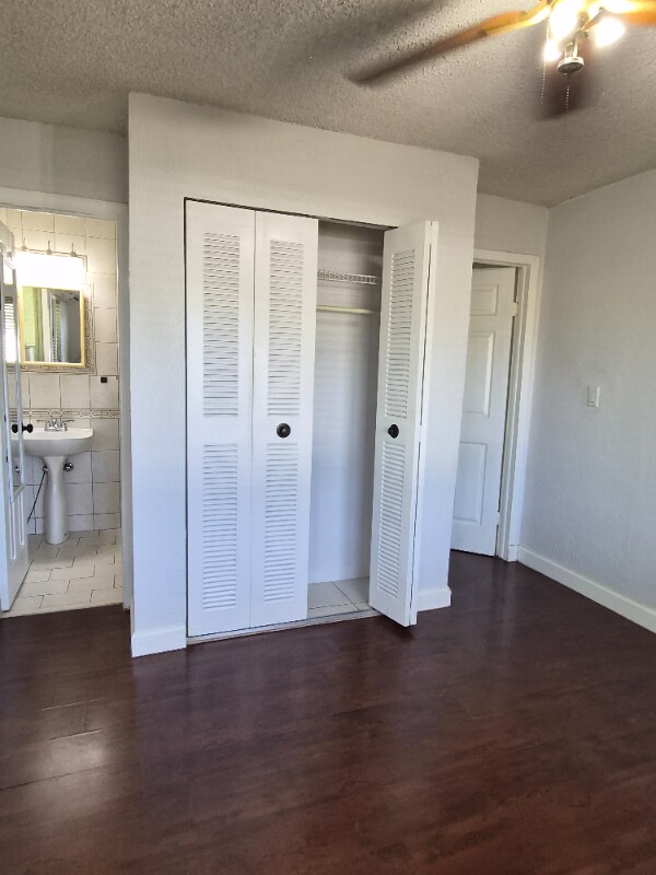 Building Photo - 1715 SW 67th Ct