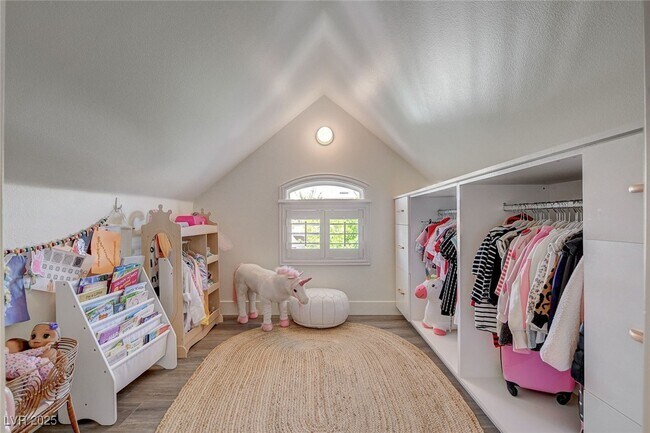 Building Photo - 1266 Imperia Dr