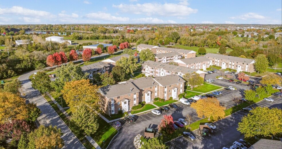 Century Park Condominiums - 18 Echo Ct