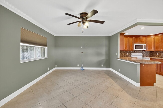 Building Photo - 94 Valencia C