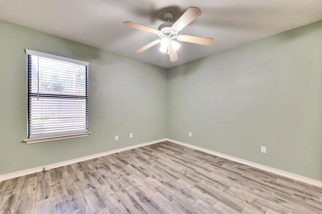 Building Photo - 1207 Gingerlily Cove