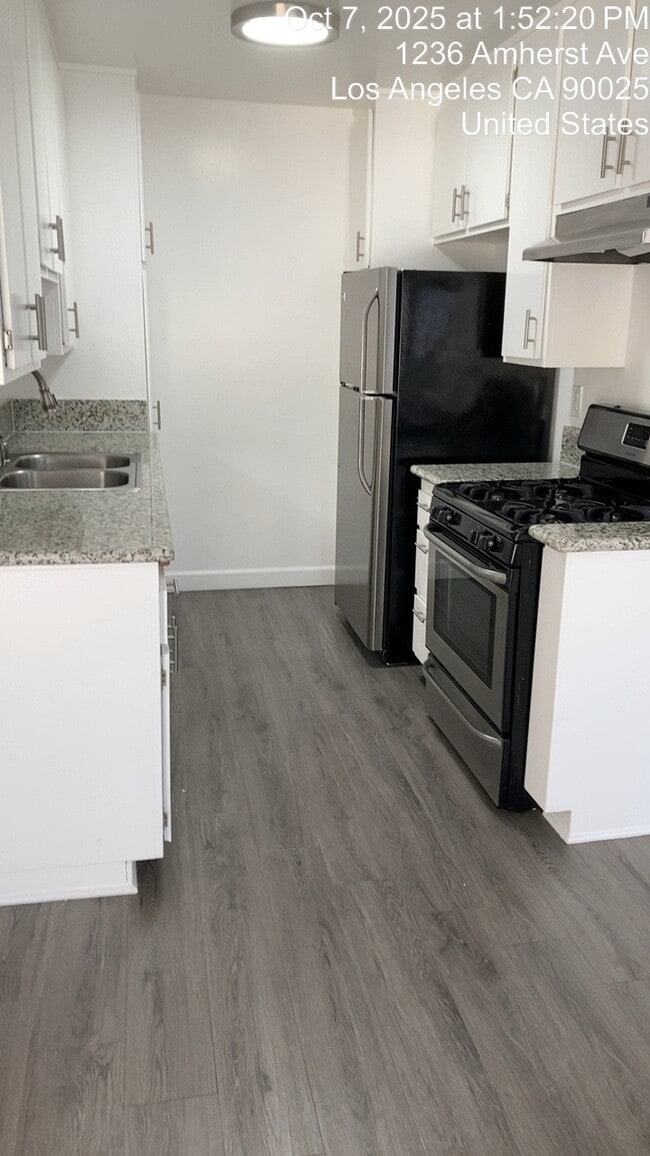 Building Photo - 1236 Amherst Ave