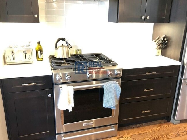 Building Photo - 4922 Lowell Blvd