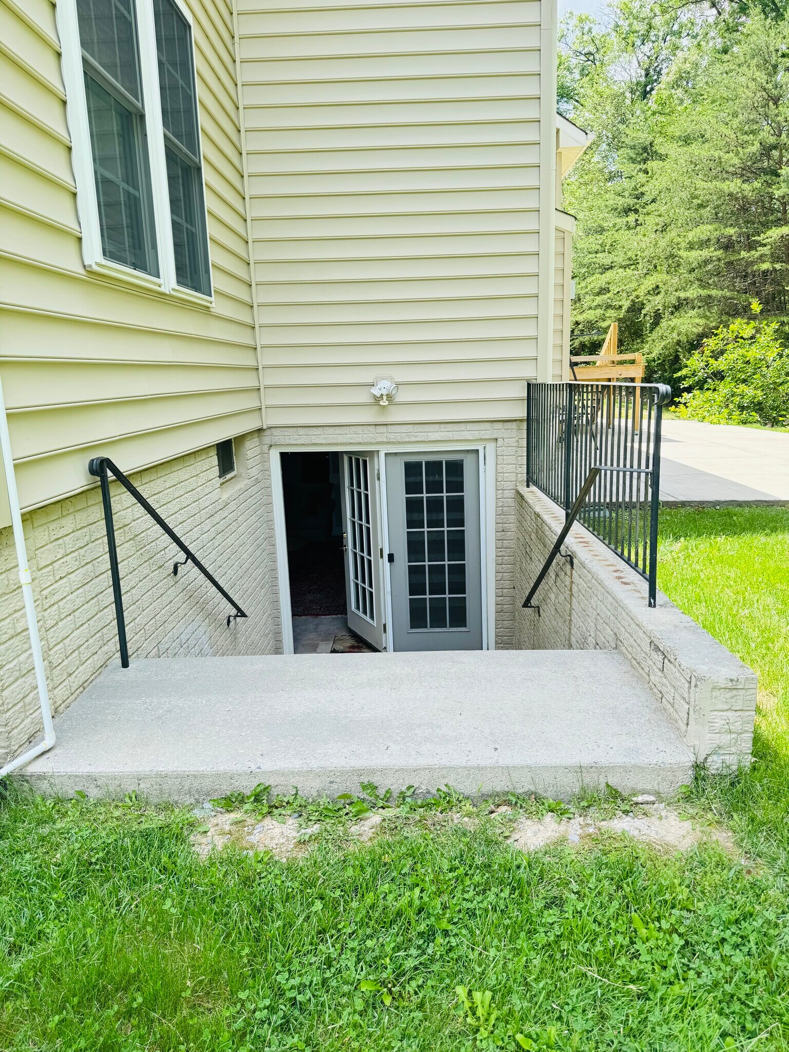 Building Photo - 13104 Bay Hill Dr