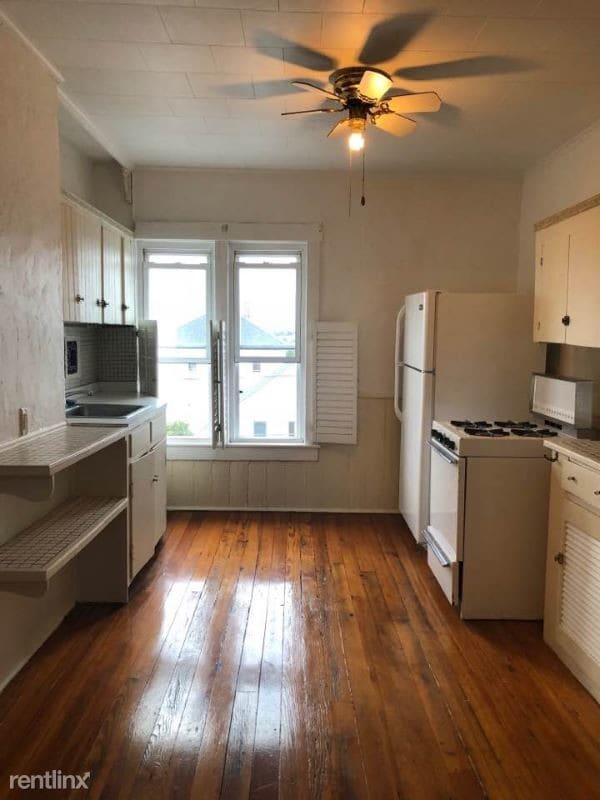 Building Photo - 86 Raymond St