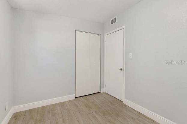 Building Photo - 1325 Windsor Way