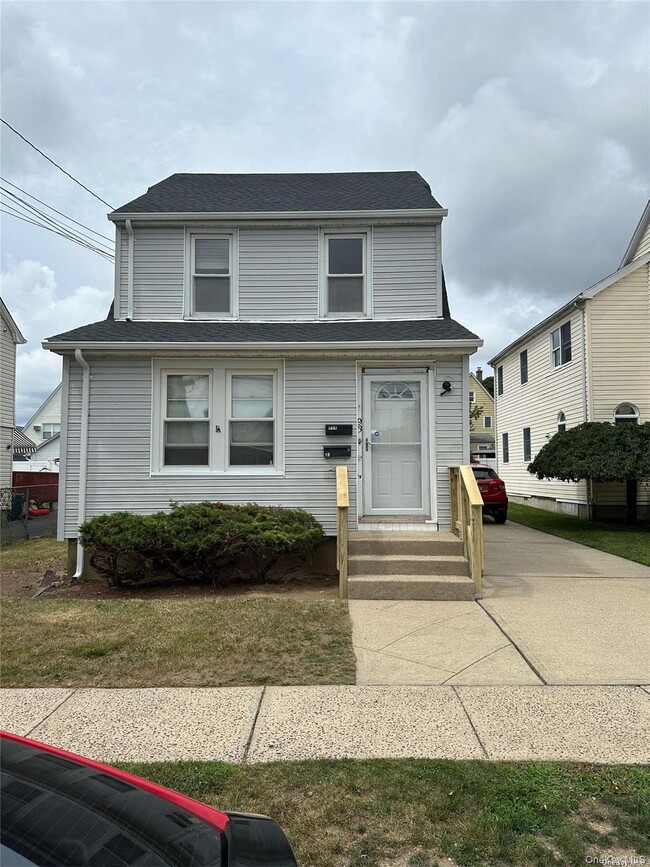 Building Photo - 93 Lehigh St