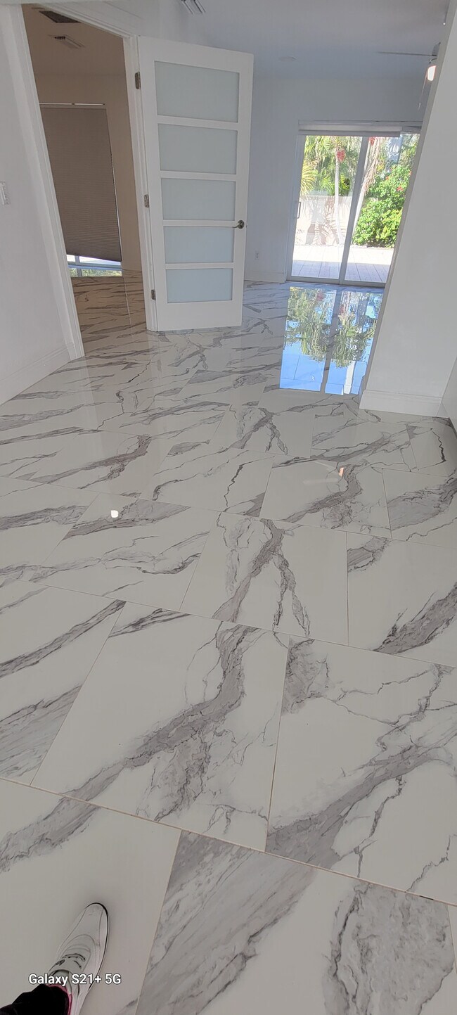 Building Photo - 5200 West Blvd