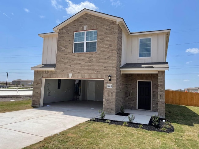 Building Photo - 704 Shoal Crk