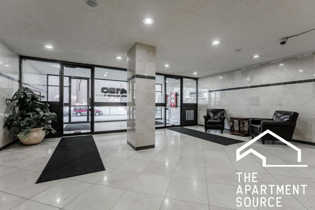 Building Photo - 4180 N Marine Dr