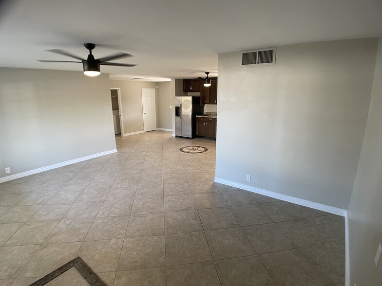 Building Photo - 2408 N 37th St