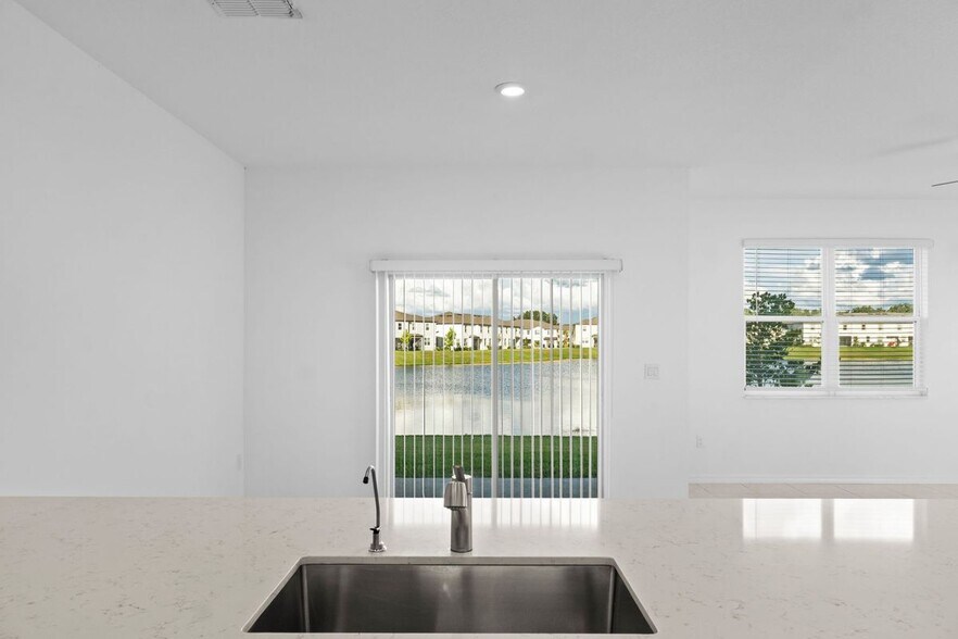Building Photo - 10376 Lavender Aster Trl