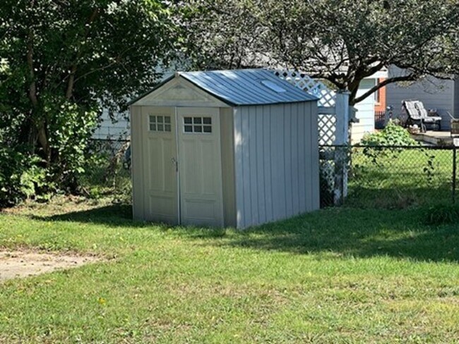 Building Photo - *APRIL SPECIAL-1/2 OFF 1st Mo & $1,000 Deposit!* Lovely House in Beaumont!