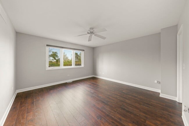 Building Photo - 120 Iliad Dr