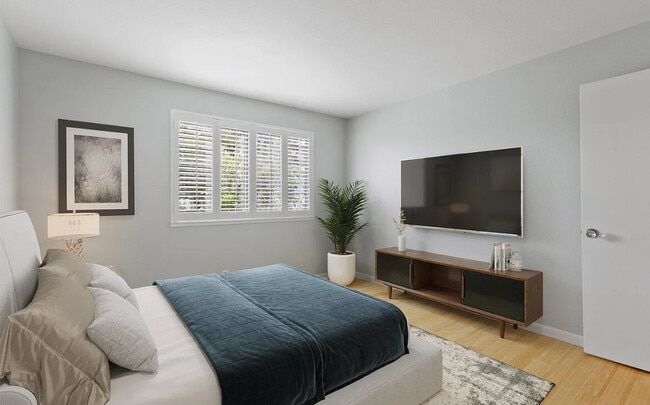 Building Photo - Are you a Bay Area foodie? A cyclist? Or a...