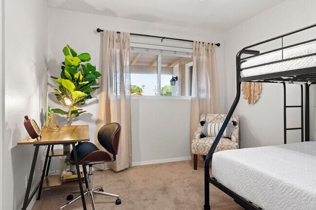 Building Photo - UN-FURNISHED!! 3 Bedroom/ 2Bath in Heart of Scottsdale!!