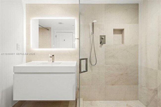 Building Photo - 6801 Collins Ave