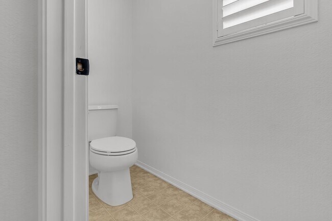 Building Photo - 15696 Pecan Ln