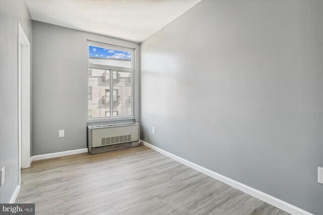 Building Photo - 28 Allegheny Ave