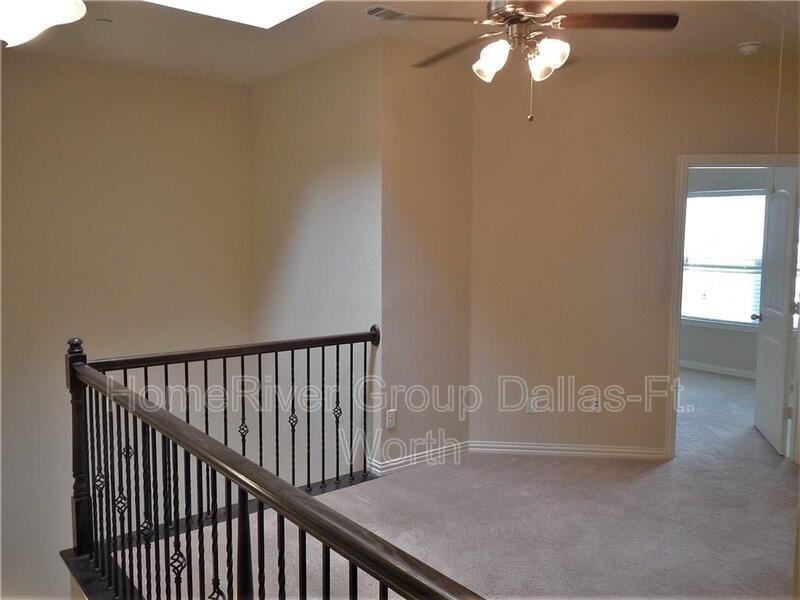 Building Photo - 4666 Penelope Ln