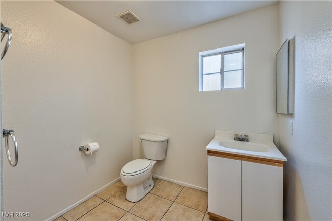 Building Photo - 6983 Appleton Dr