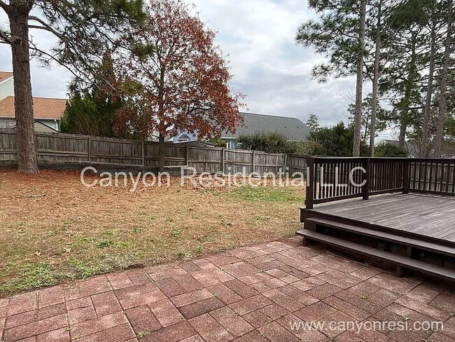 Building Photo - Charming 3-Bedroom Home