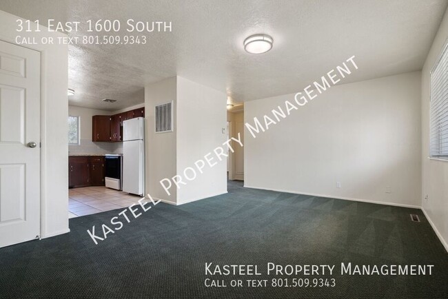 Building Photo - 311 1600 S