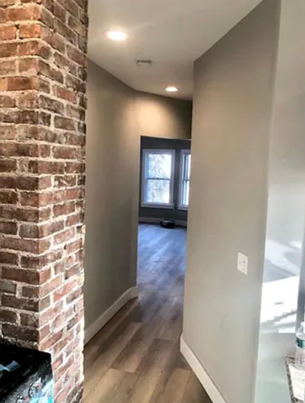 Building Photo - 171 Blaine Ave