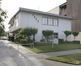 Building Photo - 4840 Van Noord Ave