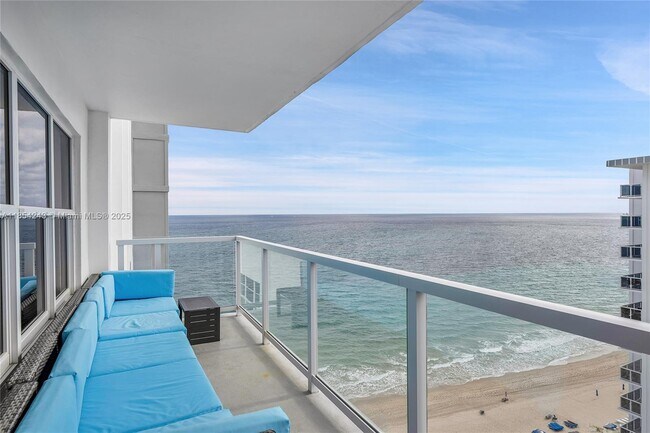 Building Photo - 3750 Galt Ocean Dr