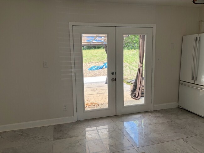 Building Photo - 1484 Van Delia Rd