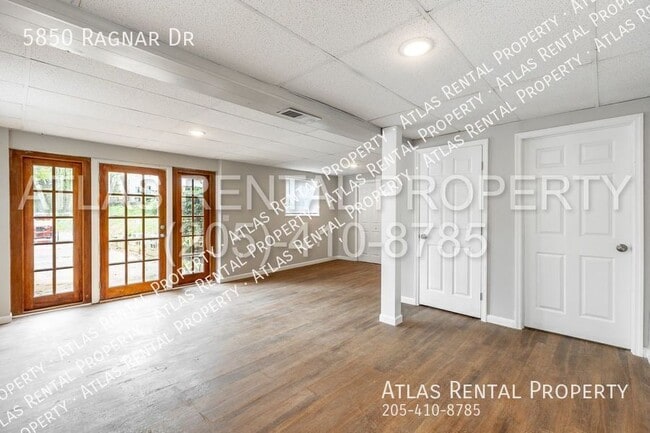 Building Photo - 5850 Ragnar Dr