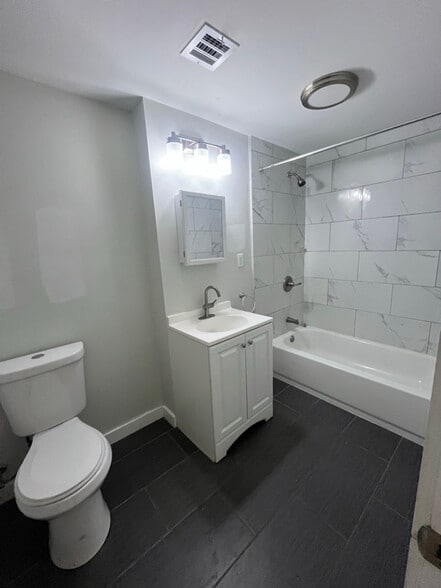 Building Photo - 131 S Harrison St