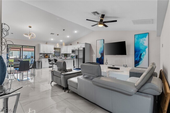 Building Photo - 4524 20th St SW