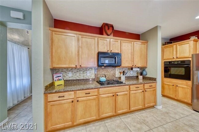 Building Photo - 2533 Libberton St