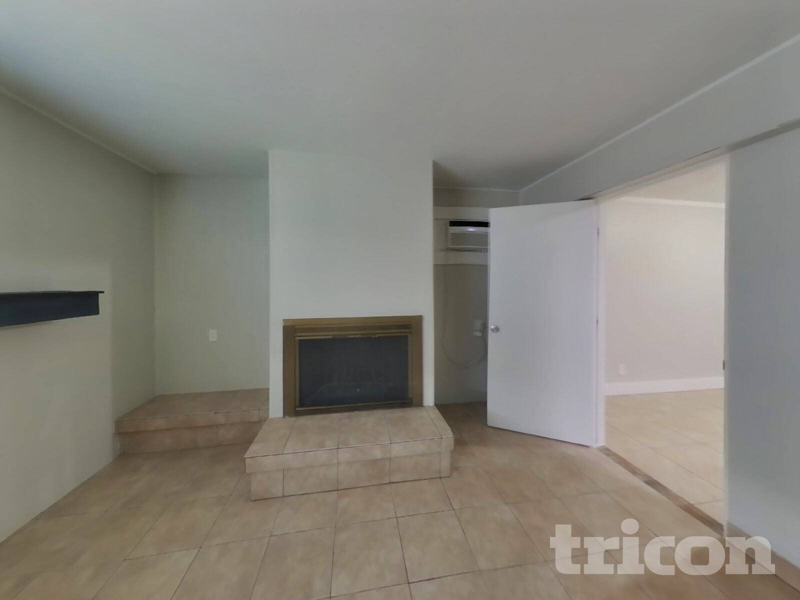 Building Photo - 1649 W Pueblo Ave