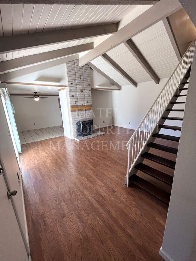 Building Photo - No Deposit