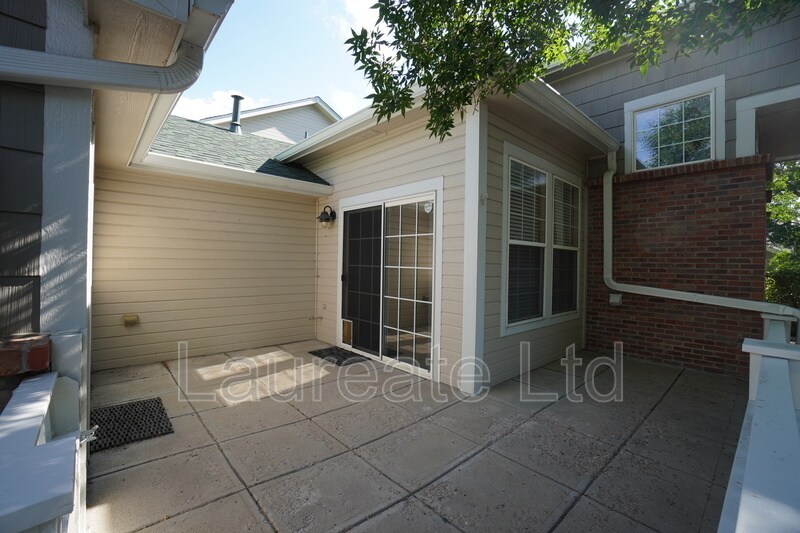 Building Photo - 632 S Yarrow St