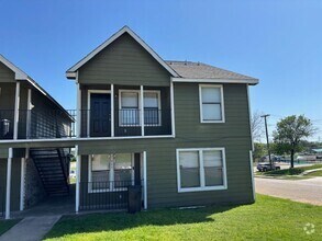 Building Photo - 347 Ware Dr