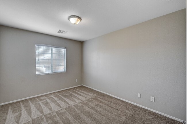 Building Photo - 3 Bedroom Home Near Mountains Edge | 89148 Zip Code